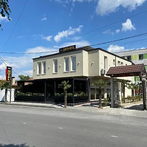  Hotel Santo