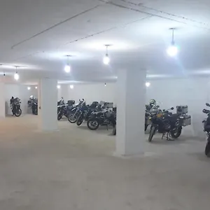 4* فندق بيتي إليتا